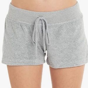HARD TAIL SHORTS. HARD TO FIND!